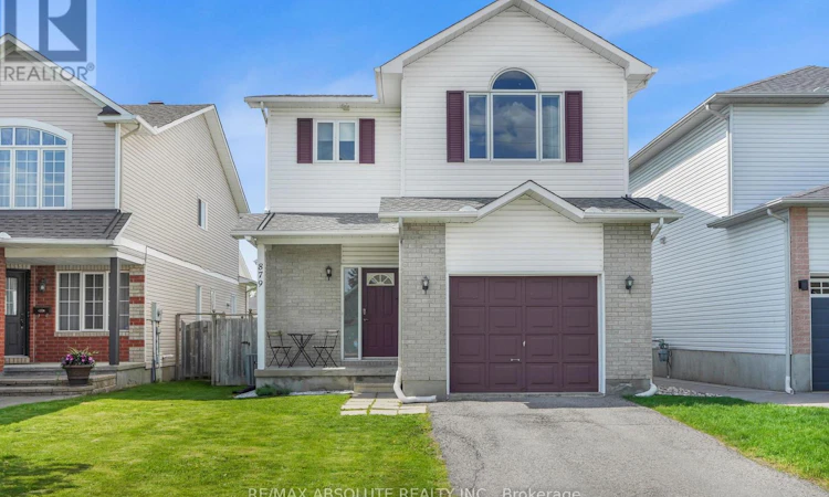 879 Paradise Crescent