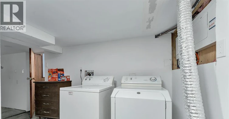 UPPER-1166 Pierre Avenue, Windsor, ON, N9A 1L4 - 17