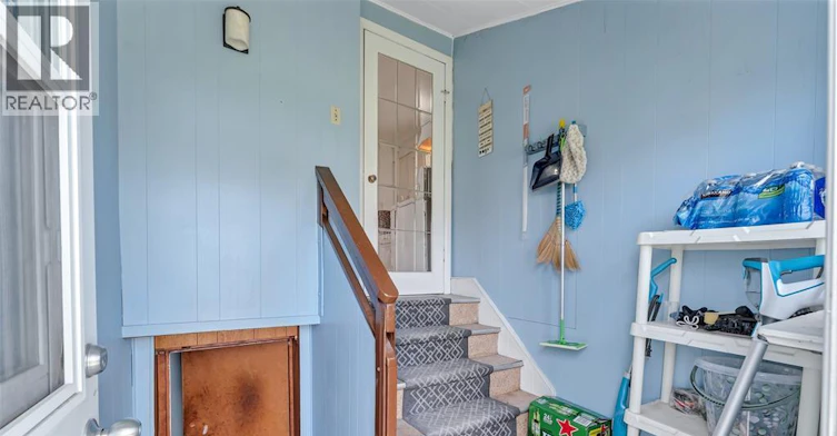 UPPER-1166 Pierre Avenue, Windsor, ON, N9A 1L4 - 16