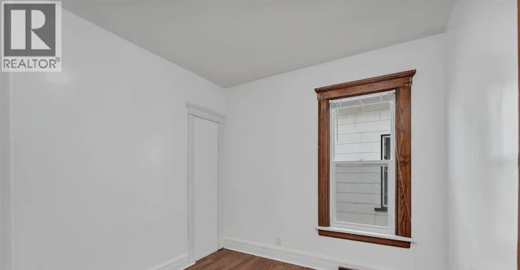 UPPER-1166 Pierre Avenue, Windsor, ON, N9A 1L4 - 13