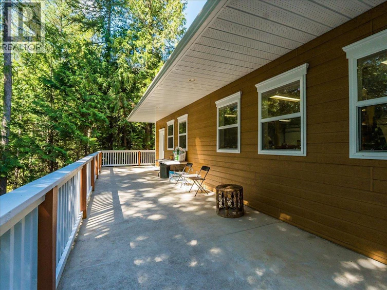2209 Jenisa Road, Tarrys, BC, V1N 4P1 - 12