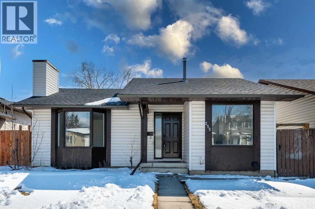 255 Castleridge Drive NE, Calgary, AB, T3J 1P3