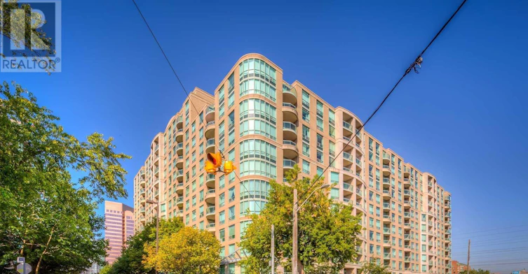 709-8 Pemberton Avenue, Toronto, ON, M2M 4K8