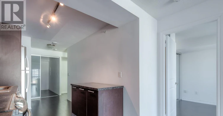 1816-386 Yonge Street, Toronto, ON, M5B 0A5 - 5