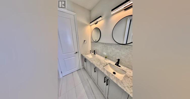 22 Mary Agar Court, King, ON, L7B 0N8 - 21