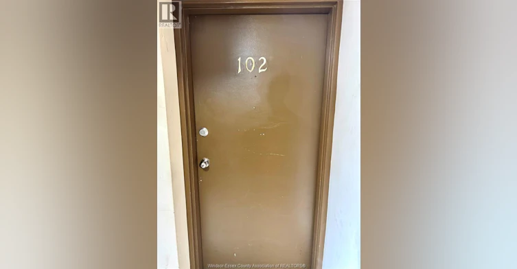 102-2035 University Avenue West, Windsor, ON, N9B 1E1 - 3