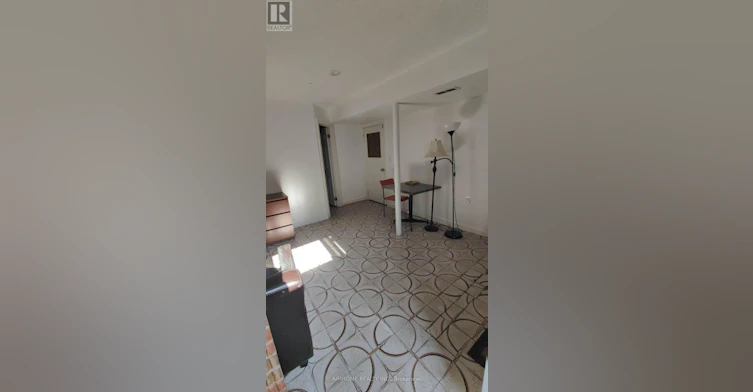 LOWER Basement 3 Charlton Boulevard, Toronto, ON, M2M 1C1 - 4