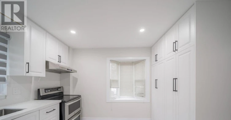 8 Coltman Crescent, Toronto, ON, M1B 2A2 - 7