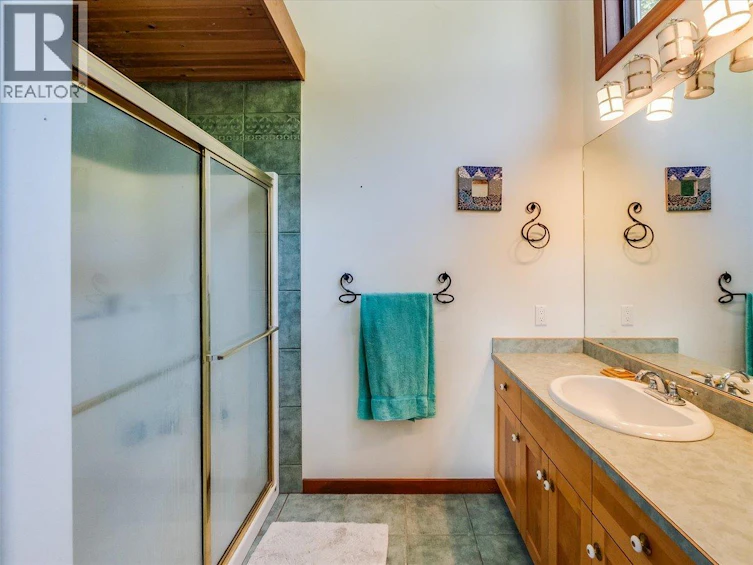 2960 Upper Slocan Park Road, Slocan Park, BC, V0G 2E0 - 37