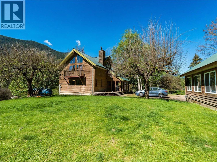 2960 Upper Slocan Park Road, Slocan Park, BC, V0G 2E0 - 4