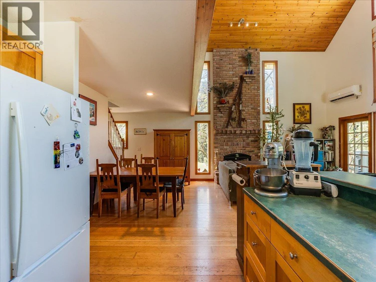 2960 Upper Slocan Park Road, Slocan Park, BC, V0G 2E0 - 23