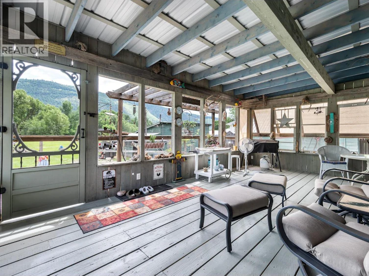 6934 6 Highway, Coldstream, BC, V1B 3H1 - 29