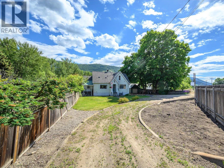 6934 6 Highway, Coldstream, BC, V1B 3H1 - 5