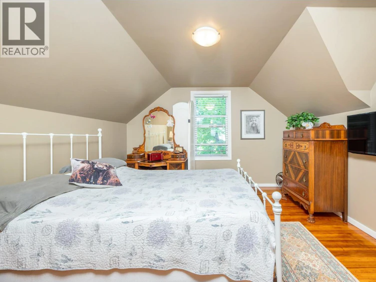 6934 6 Highway, Coldstream, BC, V1B 3H1 - 19