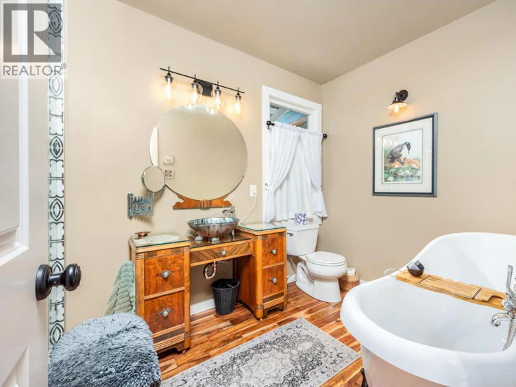 6934 6 Highway, Coldstream, BC, V1B 3H1 - 14