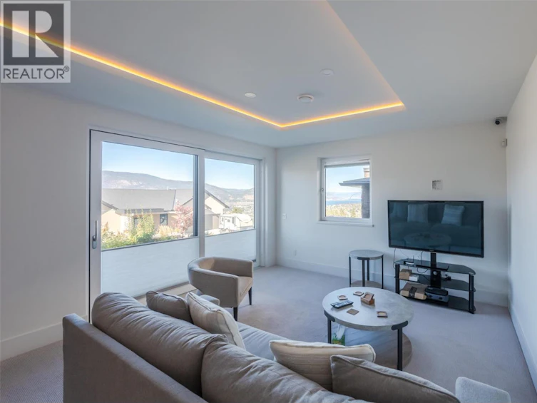 2776 Hawthorn Drive, Penticton, BC, V2A 0C2 - 57
