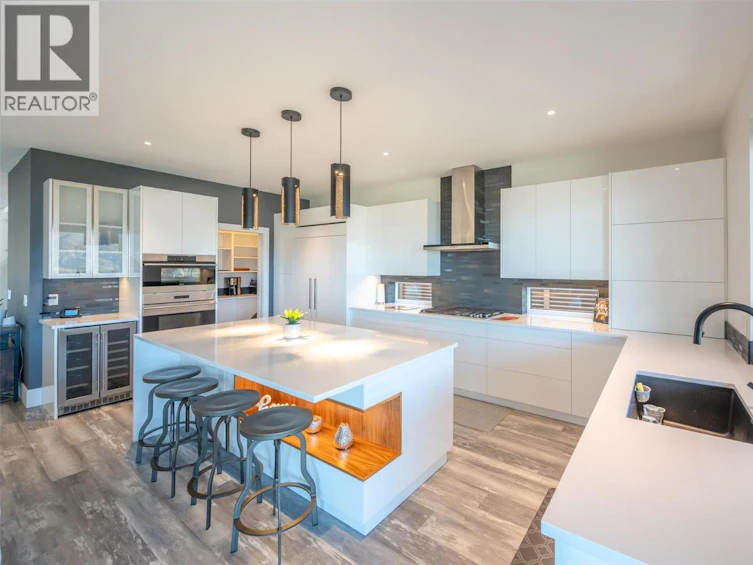 2776 Hawthorn Drive, Penticton, BC, V2A 0C2 - 10