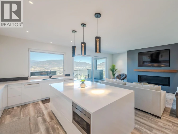 2776 Hawthorn Drive, Penticton, BC, V2A 0C2 - 7