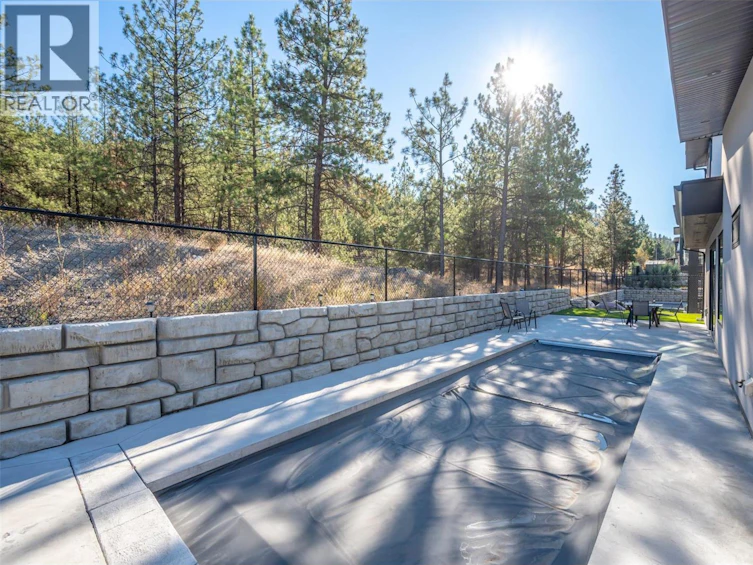 2776 Hawthorn Drive, Penticton, BC, V2A 0C2 - 48
