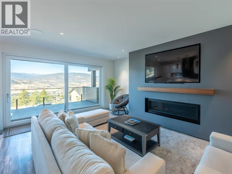 2776 Hawthorn Drive, Penticton, BC, V2A 0C2 - 5