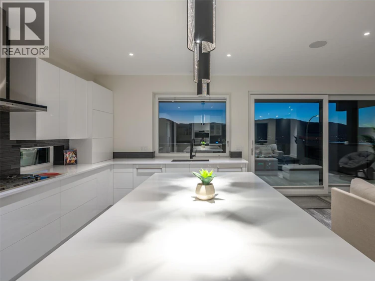 2776 Hawthorn Drive, Penticton, BC, V2A 0C2 - 12