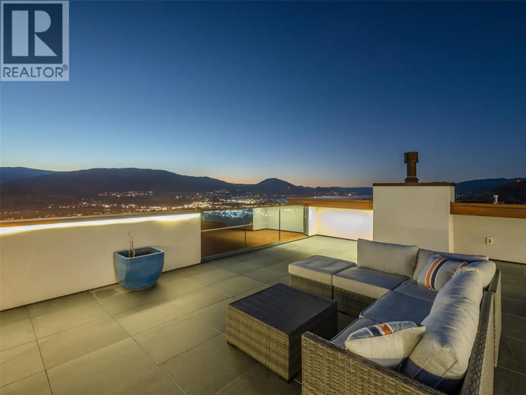 2776 Hawthorn Drive, Penticton, BC, V2A 0C2 - 53
