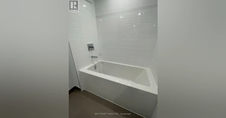 902-430 Square One Drive, Mississauga, ON, L5B 0L6 - 12