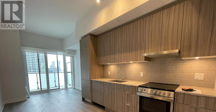 902-430 Square One Drive, Mississauga, ON, L5B 0L6 - 2