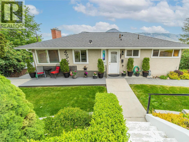 718 Fraser Crescent, Kamloops, BC, V2C 3H9