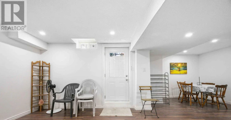 579 Sheppard Avenue, Pickering, ON, L1V 1G1 - 9