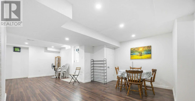 579 Sheppard Avenue, Pickering, ON, L1V 1G1 - 3