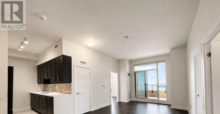 NLPH1-4085 Parkside Village Drive, Mississauga, ON, L5B 0K9
