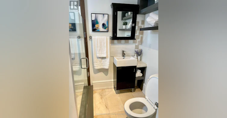 LOWER-525 Old Weston Road, Toronto, ON, M6N 3B2 - 14