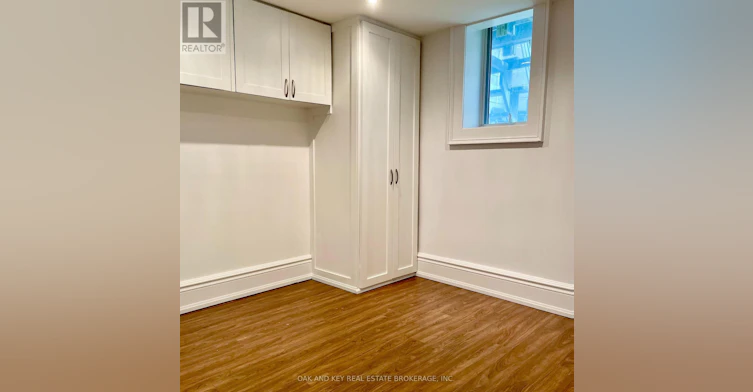 LOWER-525 Old Weston Road, Toronto, ON, M6N 3B2 - 12