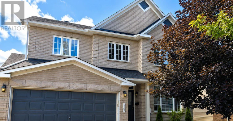19 Farmfield Crescent, Ottawa, ON, K2M 2S9
