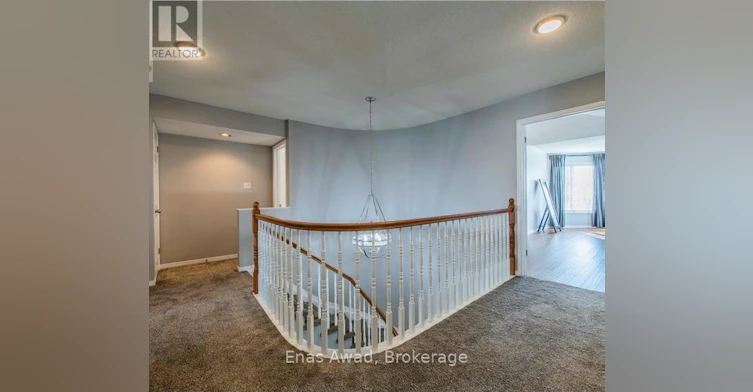 19 Farmfield Crescent, Ottawa, ON, K2M 2S9 - 14