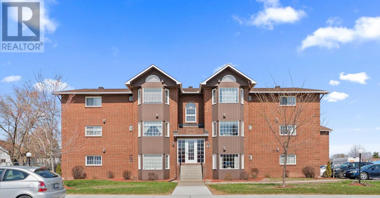 2A-85 Edey Street, Arnprior, ON, K7S 1B9