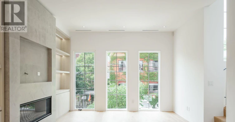 381 Madison Avenue, Toronto, ON, M4V 2W7 - 2