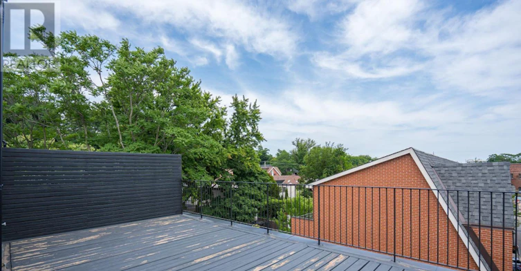 381 Madison Avenue, Toronto, ON, M4V 2W7 - 16