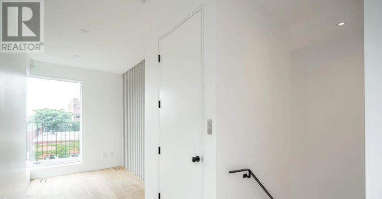 381 Madison Avenue, Toronto, ON, M4V 2W7 - 14