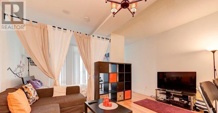 302-360 Square One Drive, Mississauga, ON, L5B 0E6 - 5