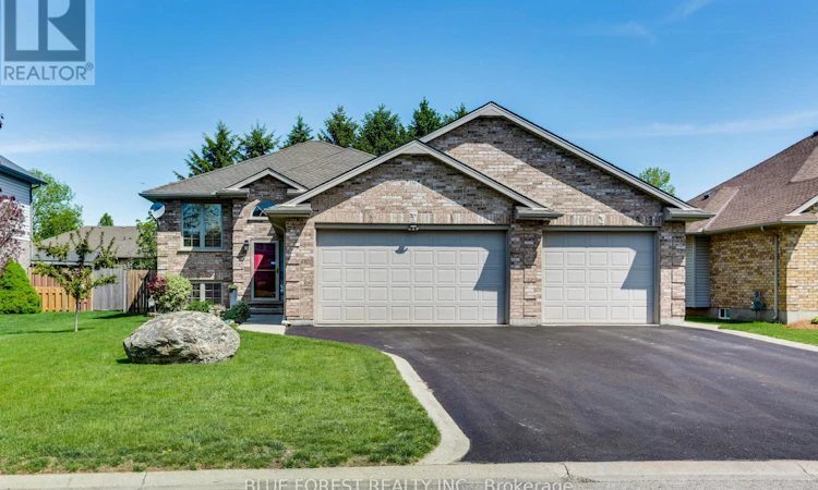 116 Woodvale Drive
