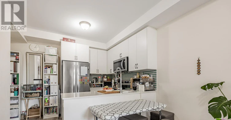 5-713 Lawrence Avenue W, Toronto, ON, M6A 1B4 - 14