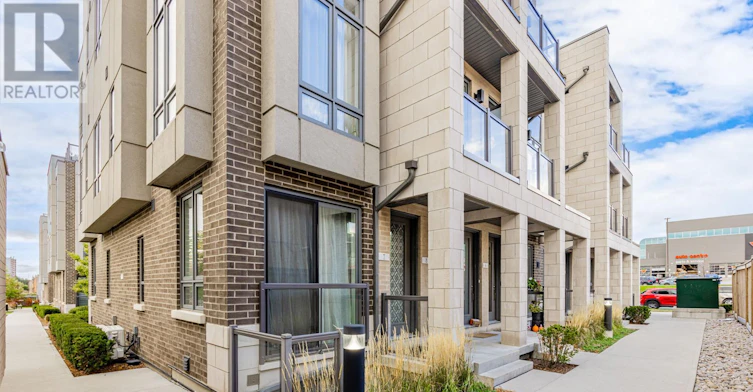 5-713 Lawrence Avenue W, Toronto, ON, M6A 1B4 - 2