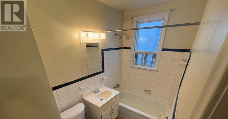 3-247 Lakeshore Road E, Mississauga, ON, L5G 1G8 - 11