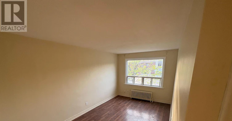 3-247 Lakeshore Road E, Mississauga, ON, L5G 1G8 - 4