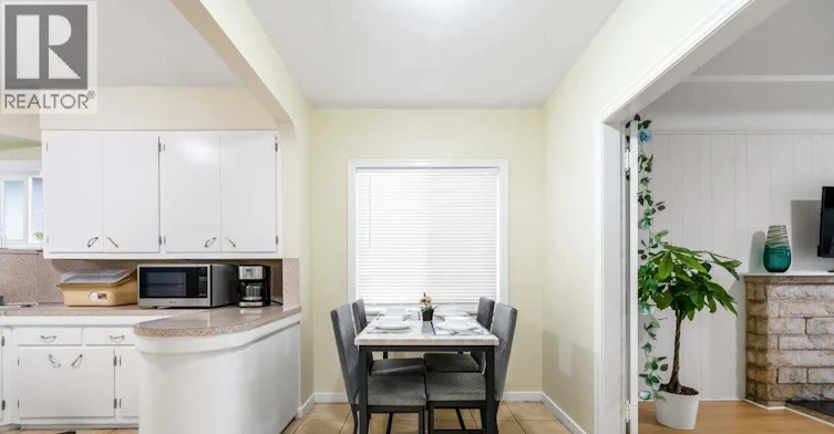 2075 E 44th Avenue, Vancouver, BC, V5P 1N1 - 3