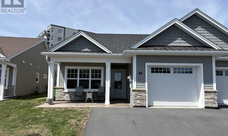 42 Elizabeth Avenue