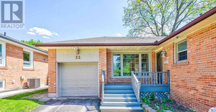 35 Camwood Crescent, Toronto, ON, M3A 3L3 - 4