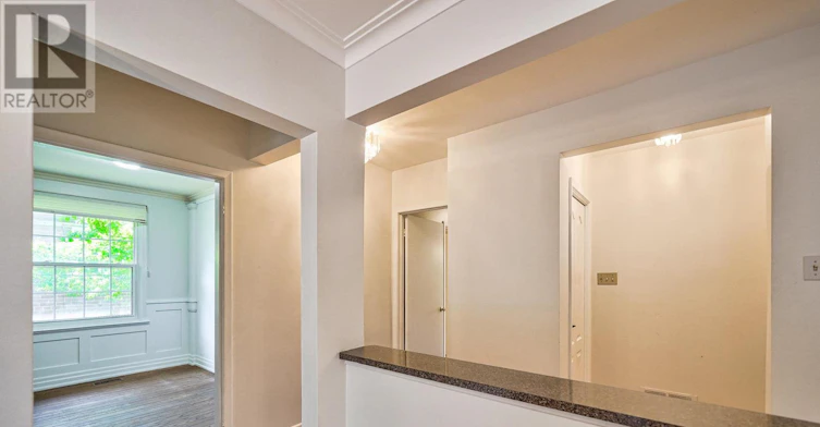 35 Camwood Crescent, Toronto, ON, M3A 3L3 - 6